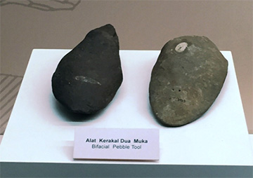 Alat Kerakal Dua Muka