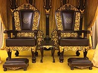 Kerusi Singgahsana Balairung