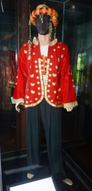 Pakaian Pengantin Orang Minang